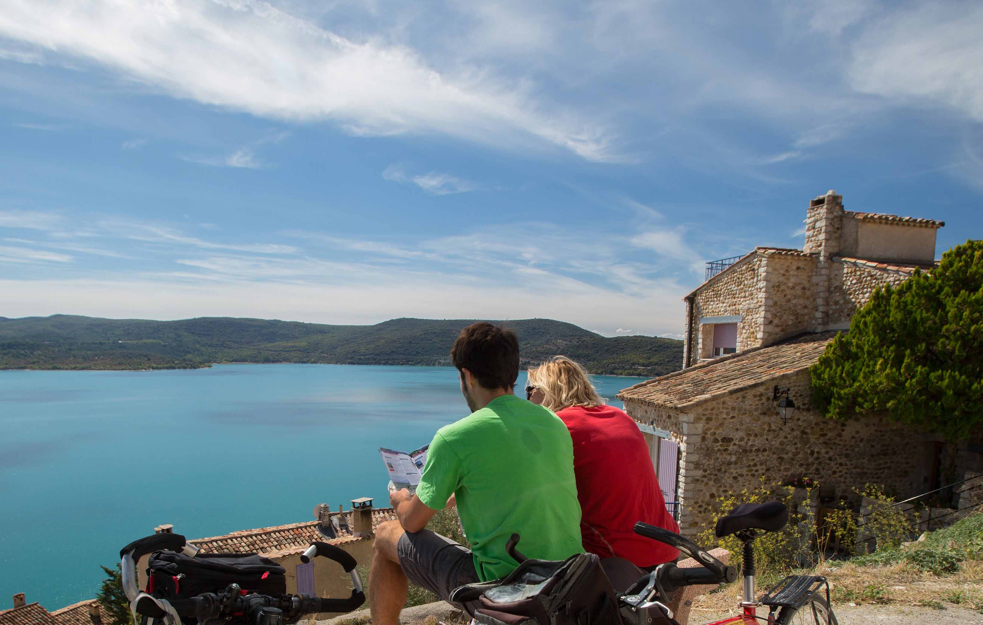 cycling ride in the lavender and sainte croix lake